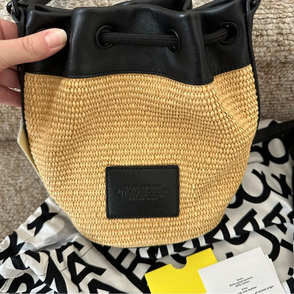 NWT Marc Jacob’s The Bucket’ Bag Woven Leather Shoulder Bag Black Purse Rare